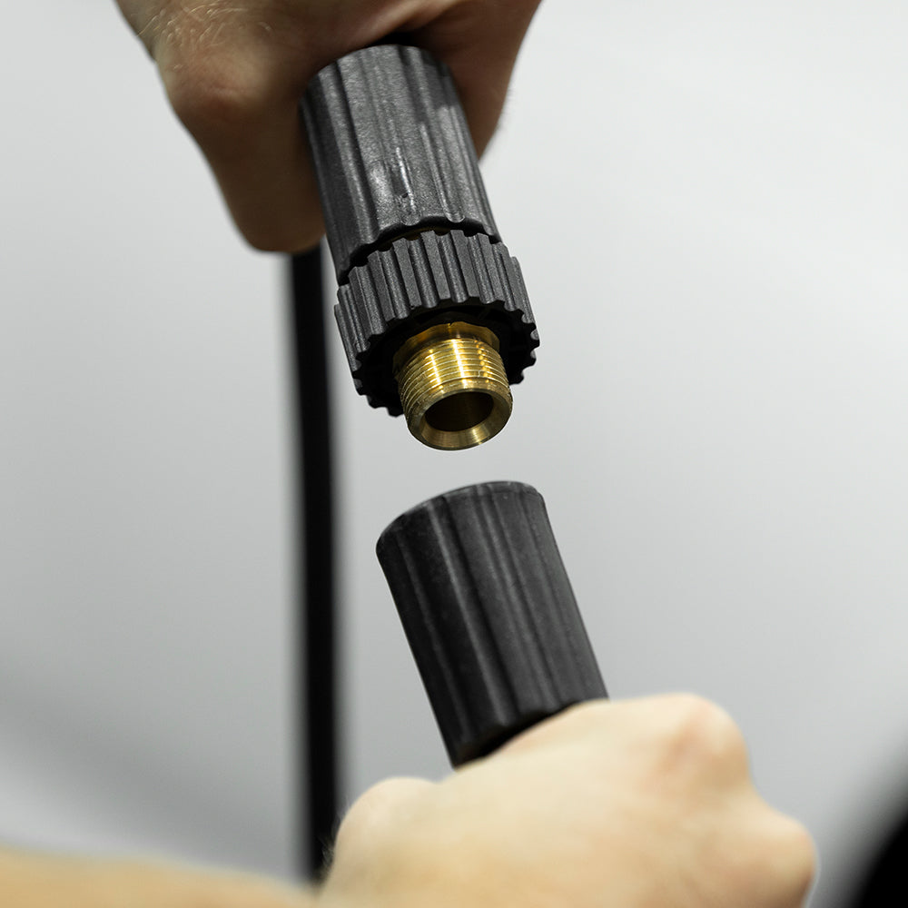 Aquatouch M22 male to M22 male adaptor, action shot