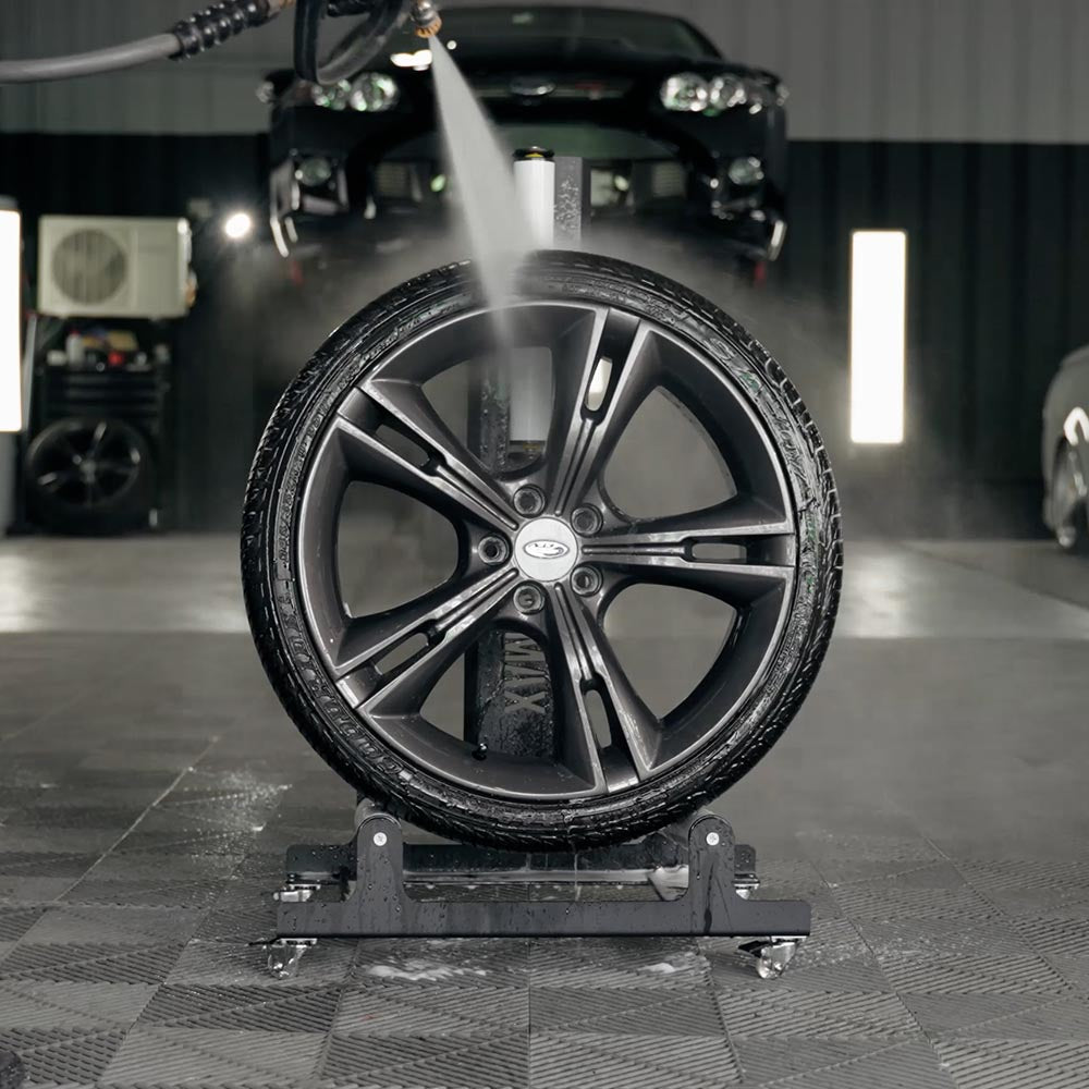 Economax Wheel Stand holding a wheel
