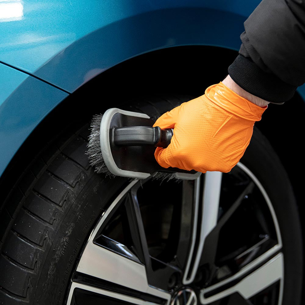 Showcase_Mobile_Economax_Tyre_Brush.jpg