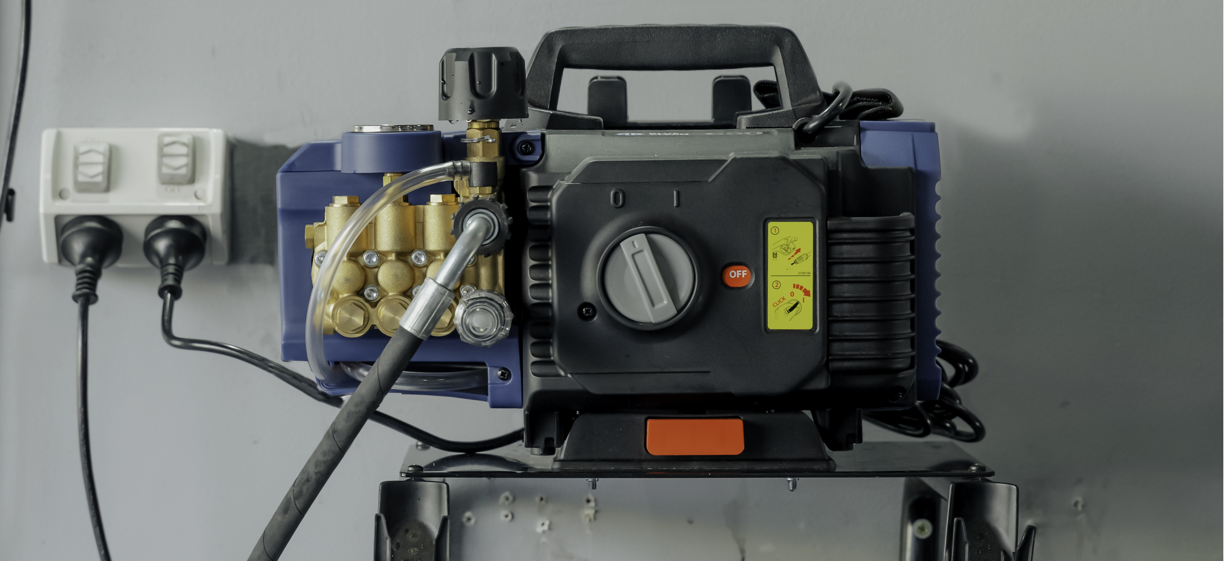 Compact & Mountable Design