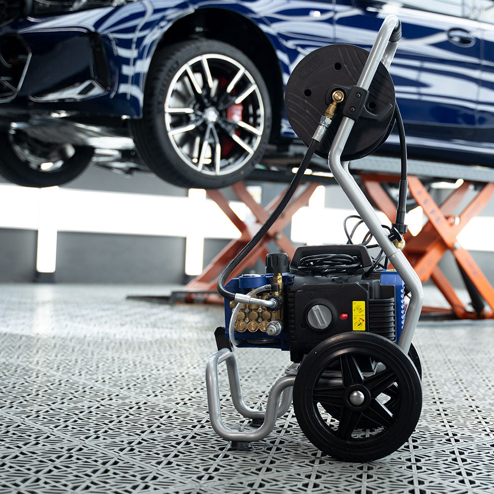 Annovi Reverberi AR680+ pressure washer Pro Kit with trolley and hose reel