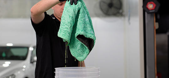 Absorbs up to 3.5L's of Water
