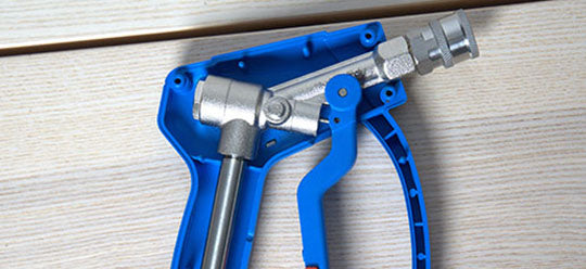 Stainless Swivel & Chemical-Resistant Valve